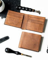 Adam Wallet – Honey Crown Oil pull - up Edition - Ceylon Leather Crafts