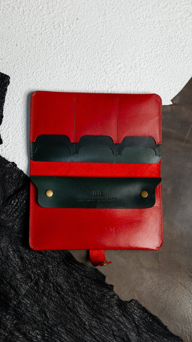 Aurora – Woody Red and Green - Ceylon Leather Crafts