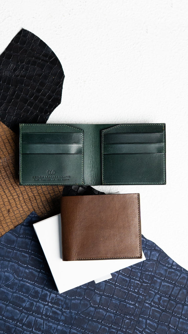 Levi Wallet – Ceylon Buffalo Brown & Woody Green Edition - Ceylon Leather Crafts