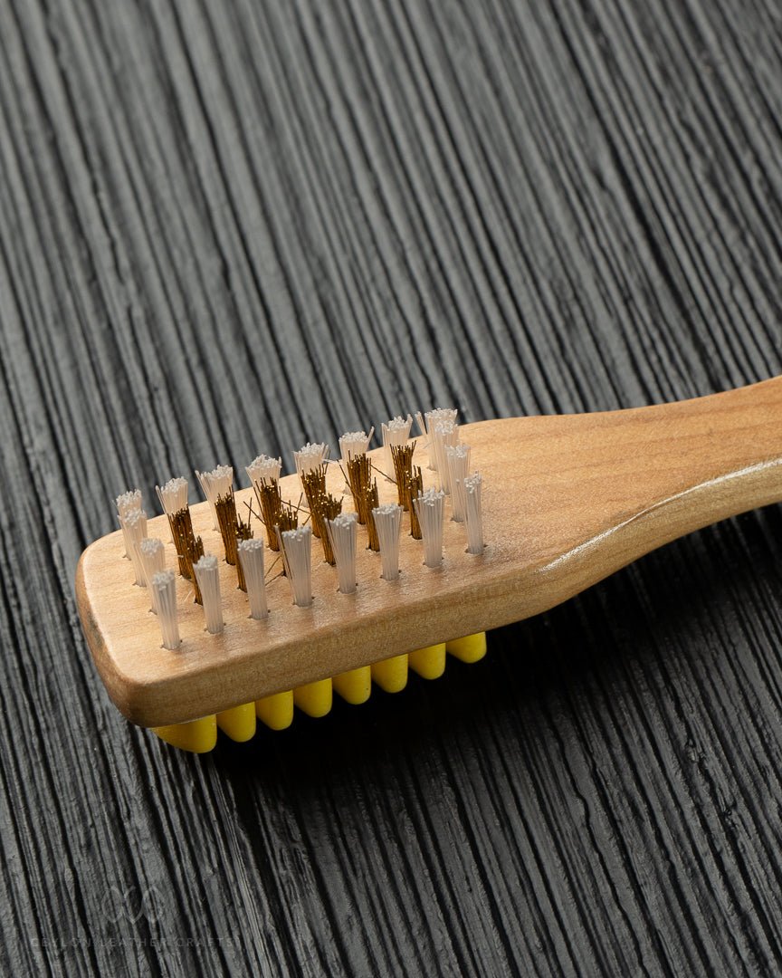 2 - in - 1 Suede &amp; Nubuck Cleaning Brush - Ceylon Leather Crafts