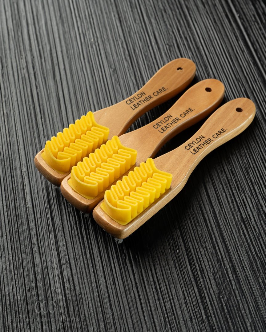 2 - in - 1 Suede &amp; Nubuck Cleaning Brush - Ceylon Leather Crafts