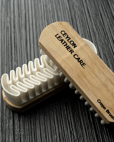 Suede & Nubuck Crepe Brush – Dry Clean & Restore
