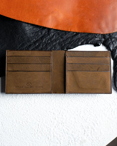 Adam Wallet – Dust Brown Saffiano Oil pull-up Edition