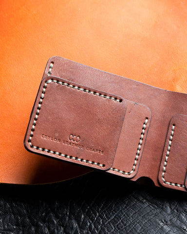 Hugo Wallet – Classic Brown Edition