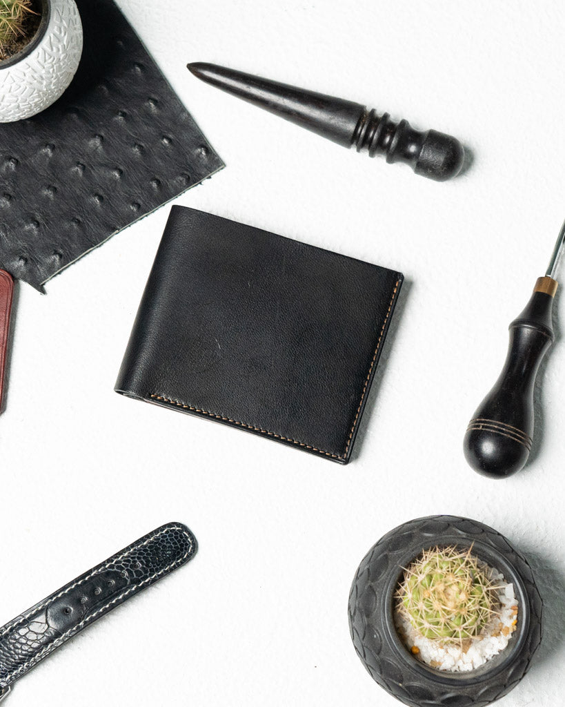 Levi Wallet – Black & Reddish Brown Full-Veg Goat Leather Edition