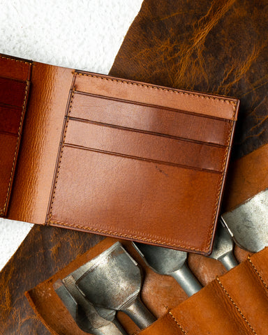 Adam – Woody Tan Leather Edition