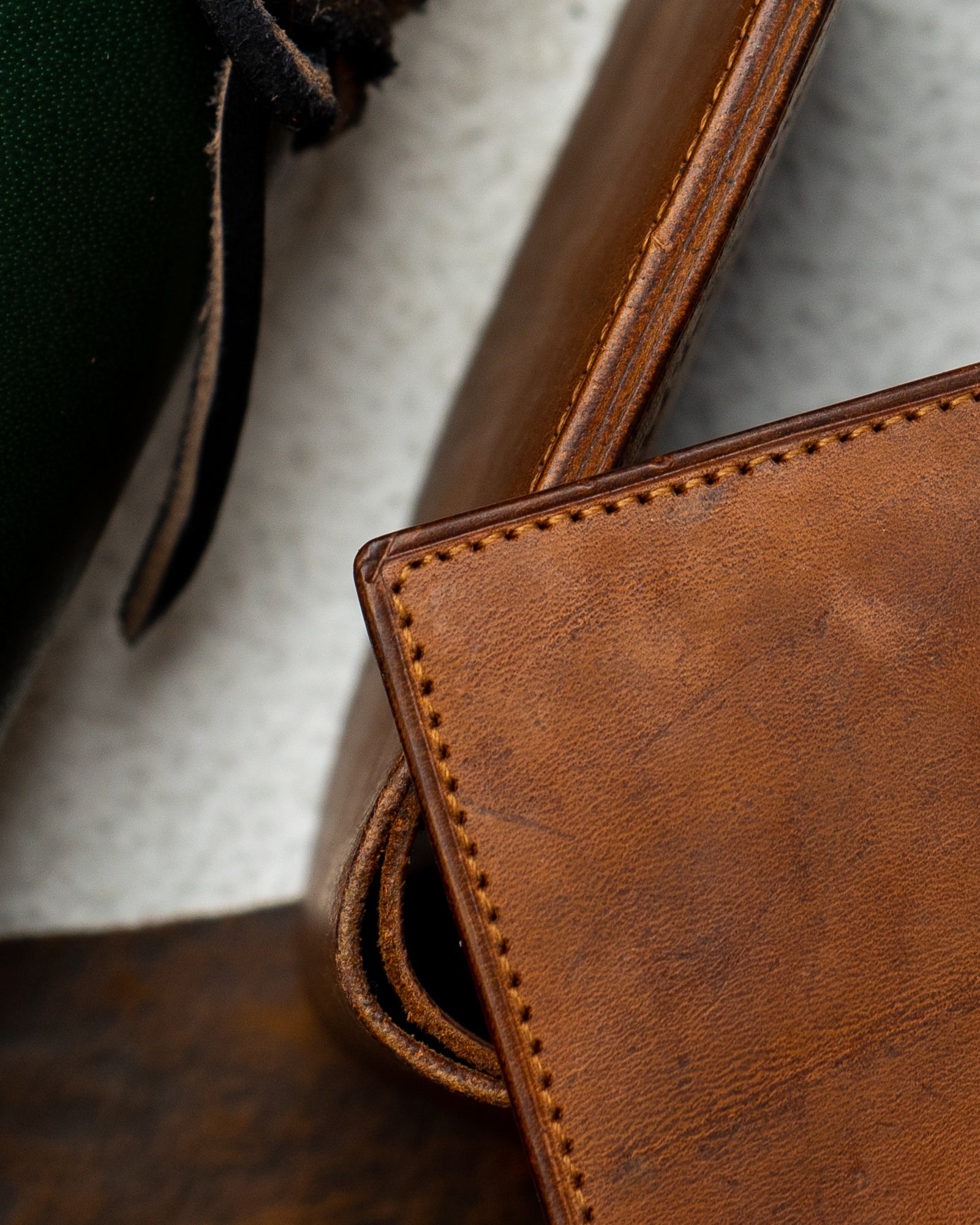LEO Wallet – Dark Tan Pure Imported Oil Leather Edition
