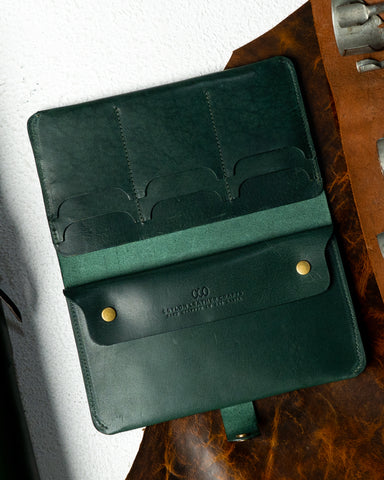 Aurora – Woody Green Leather Edition