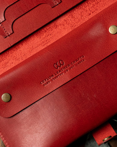 Aurora – Woody Wine Red Leather Edition