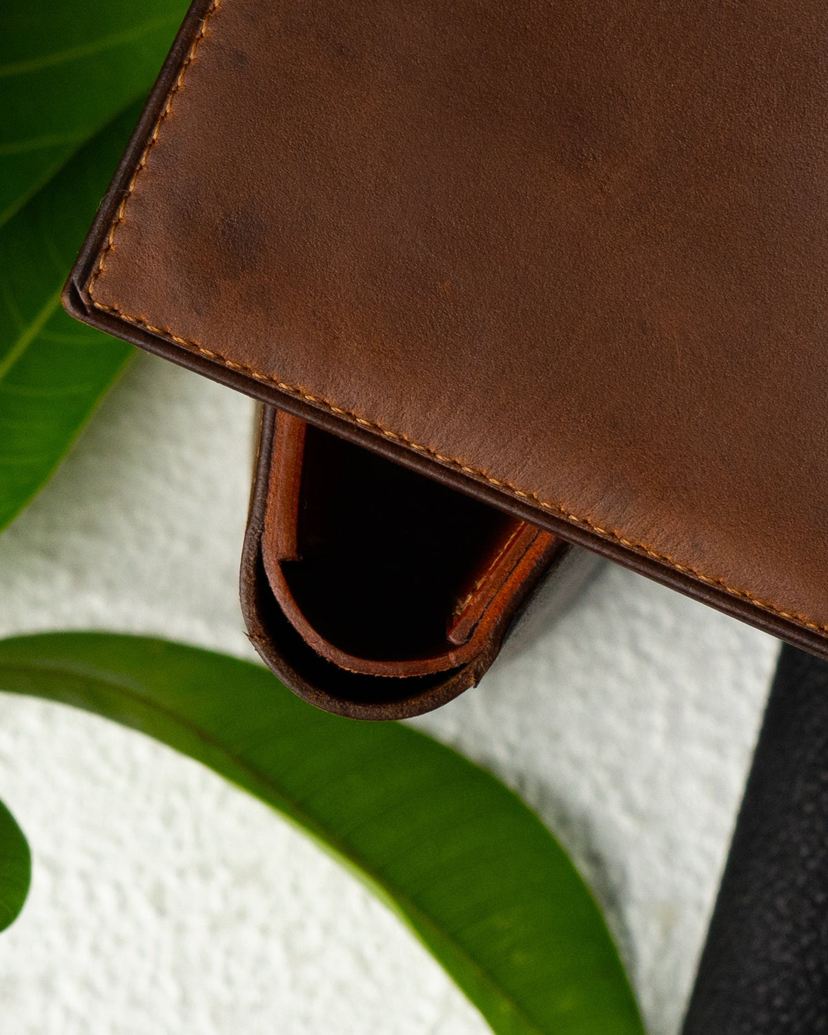 Adam Wallet – Brown Oil Pull - Up & Tan Veg - Tanned Buffalo Leather - Ceylon Leather Crafts