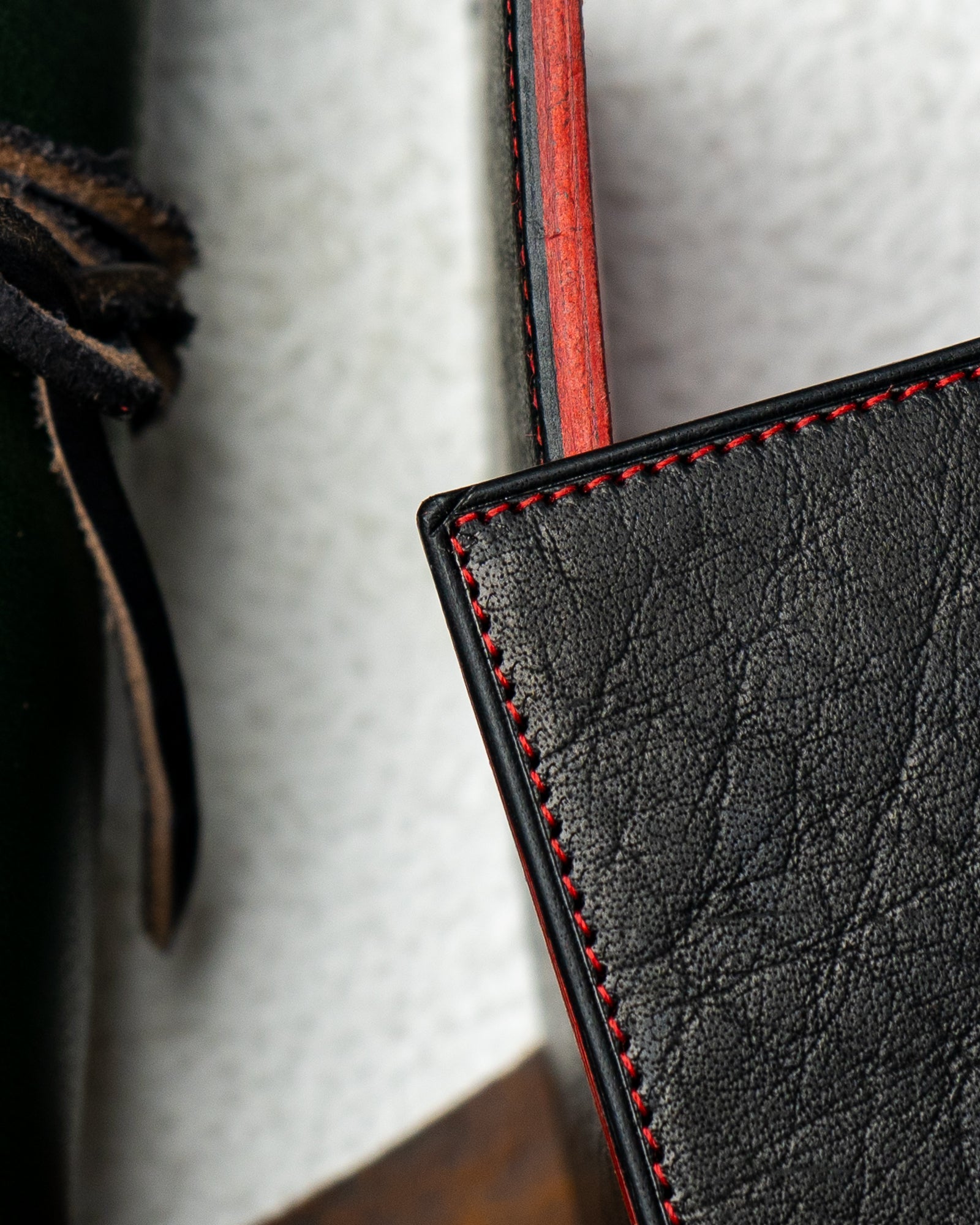 Adam Wallet – Buffalo Black & Woody Wine Red Edition - Ceylon Leather Crafts