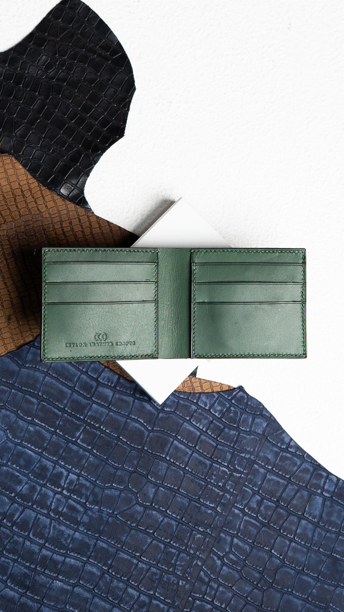 Adam Wallet – Green Indian Buffalo Full-Veg Leather - Ceylon Leather Crafts