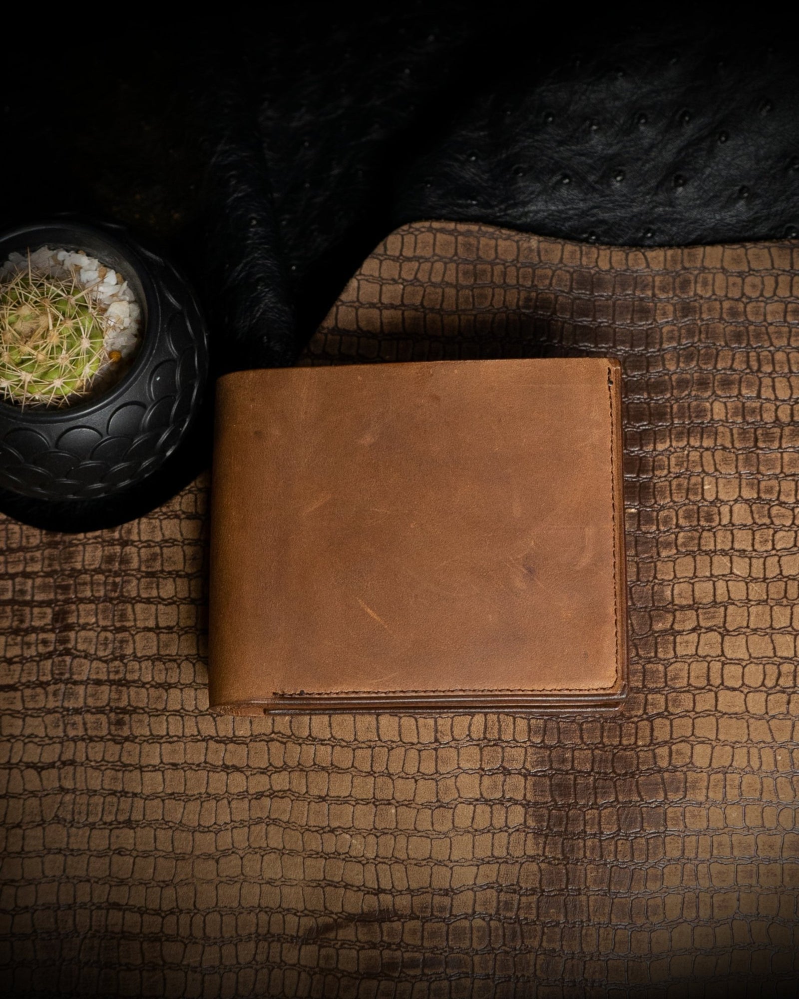 Adam Wallet – Honey Brown Oil pull - up Edition - Ceylon Leather Crafts