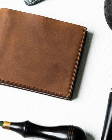 Adam Wallet – Honey Crown Oil pull - up Edition - Ceylon Leather Crafts