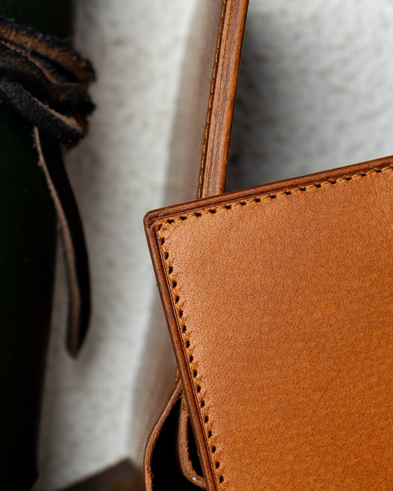 Adam – Woody Tan Leather Edition - Ceylon Leather Crafts