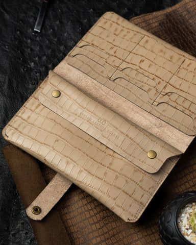 Aurora Wallet – Badge Cow CG Alligator Belly Embossed Leather - Ceylon Leather Crafts