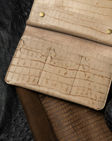 Aurora Wallet – Badge Cow CG Alligator Belly Embossed Leather - Ceylon Leather Crafts