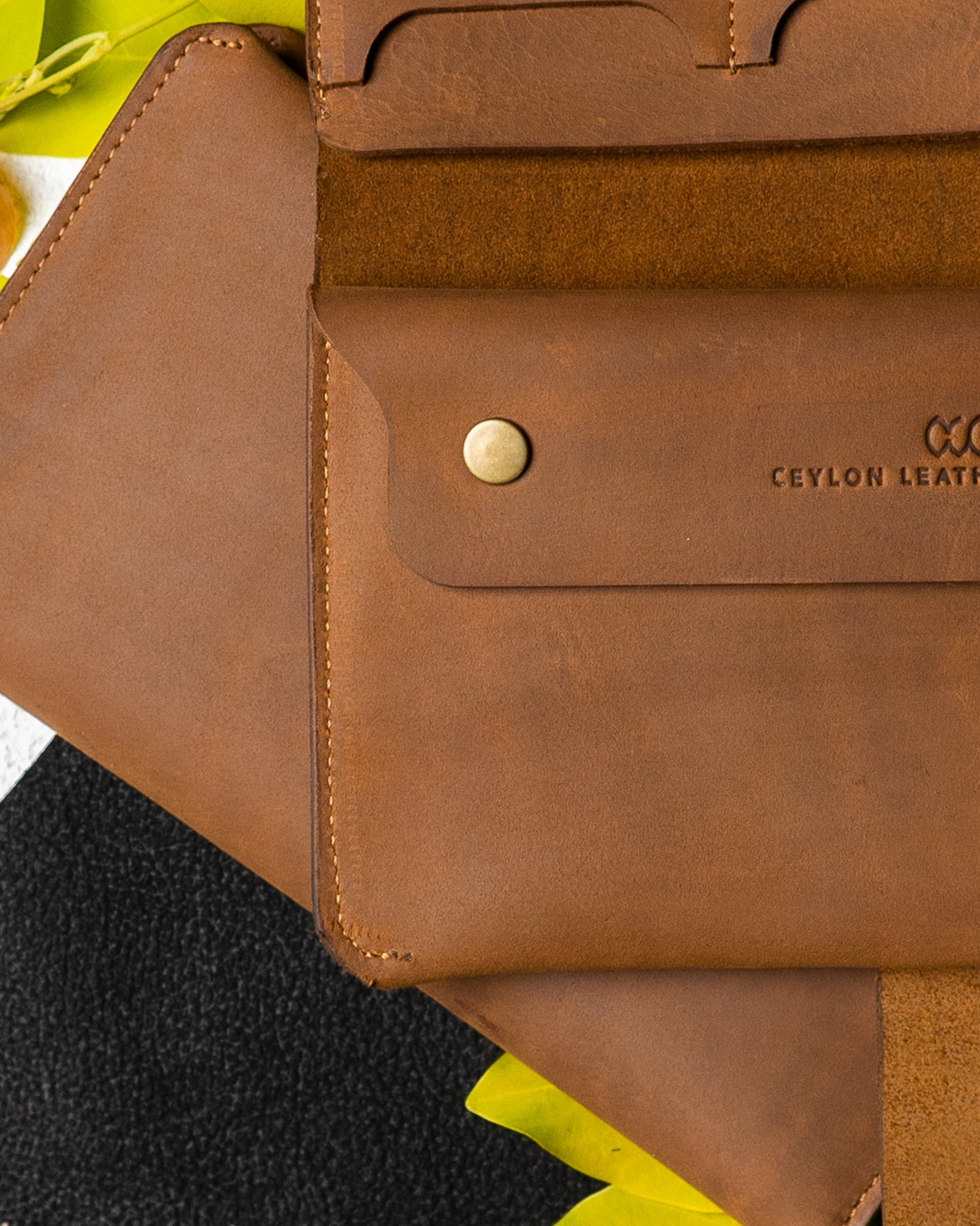 Aurora Wallet – Light Brown Oil Pull - Up Leather - Ceylon Leather Crafts