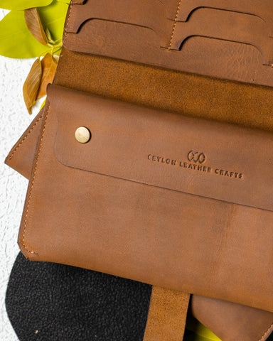 Aurora Wallet – Light Brown Oil Pull - Up Leather - Ceylon Leather Crafts