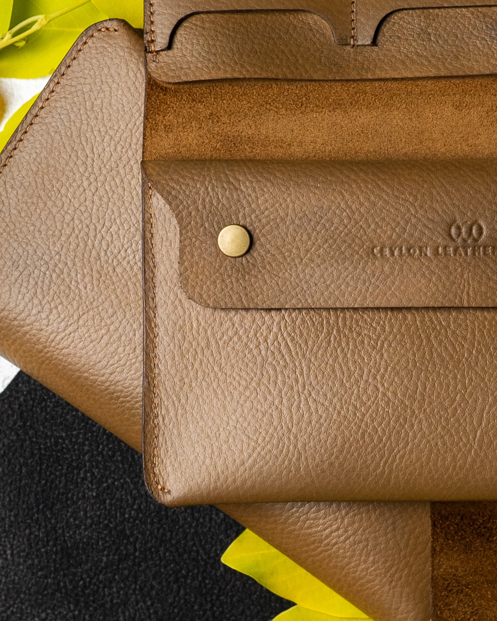 Aurora Wallet – Peanut Brown Naturally Milled Leather - Ceylon Leather Crafts