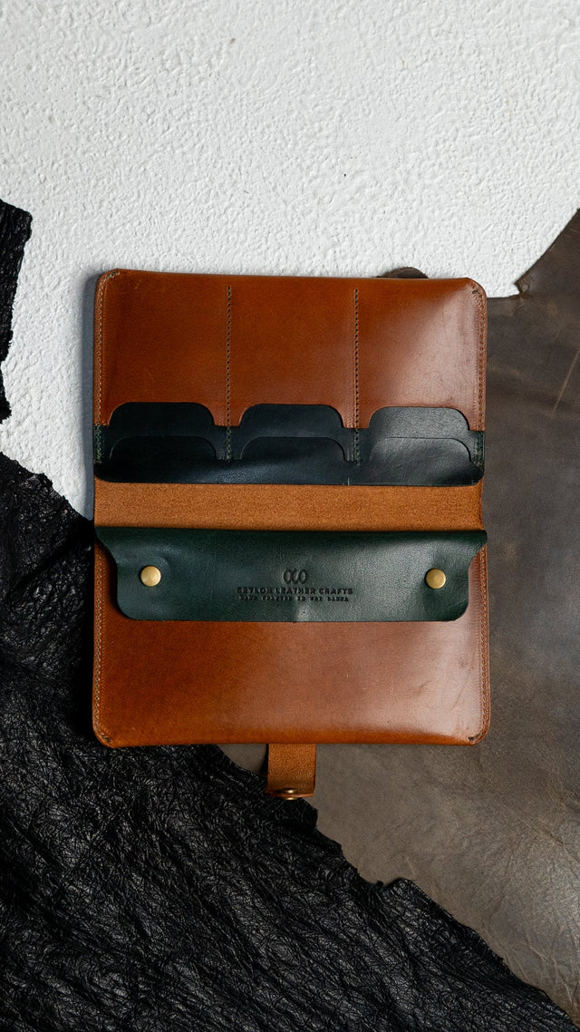 Aurora – Woody Tan and Green - Ceylon Leather Crafts