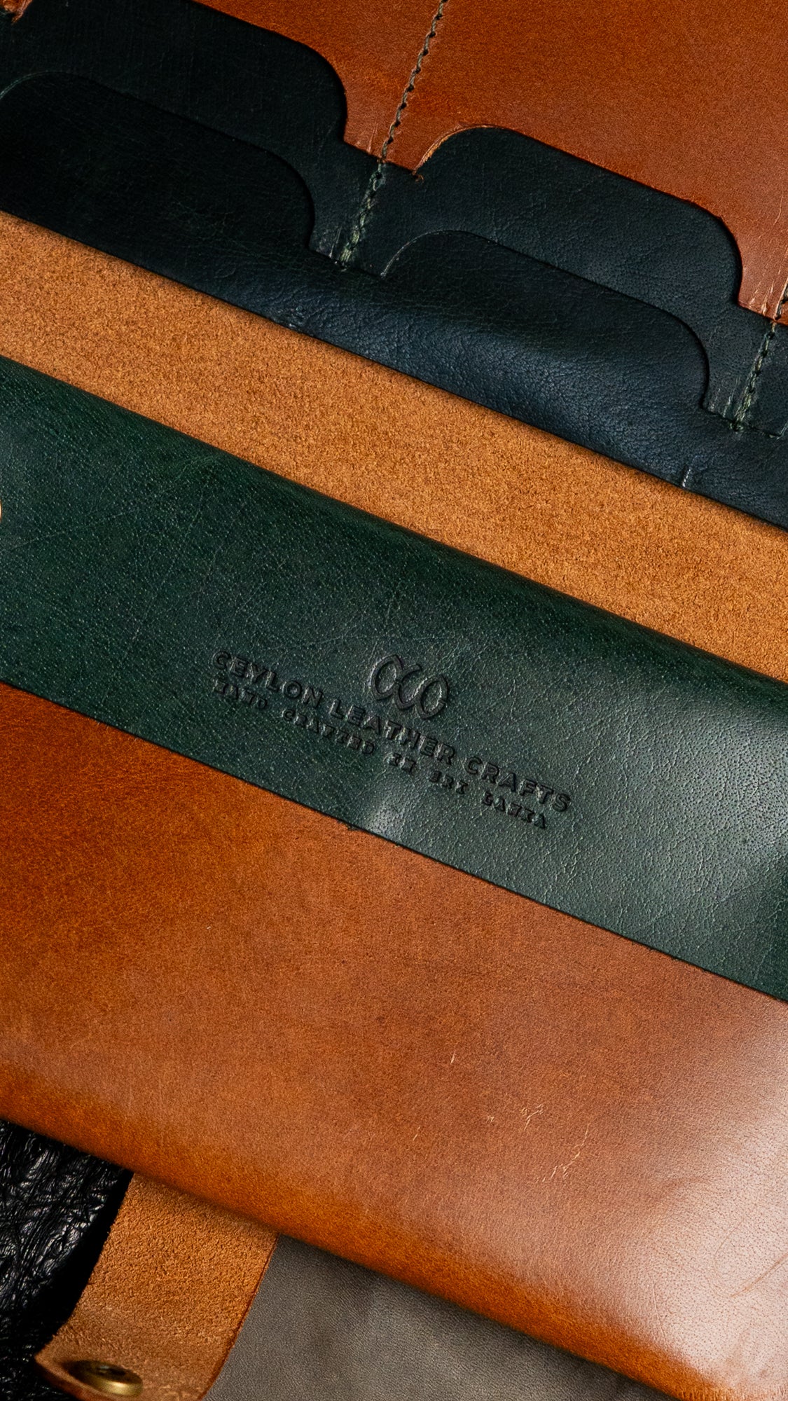 Aurora – Woody Tan and Green - Ceylon Leather Crafts