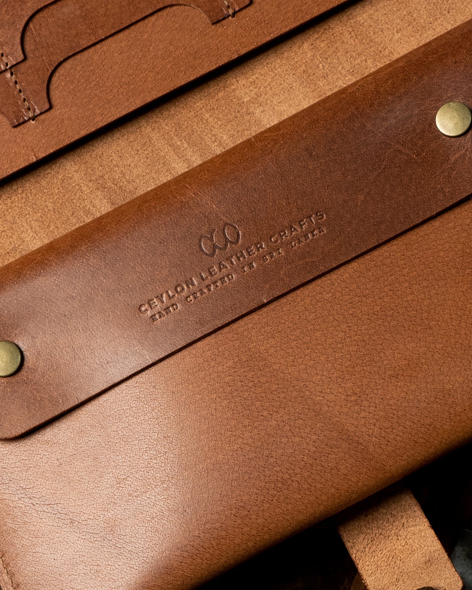 Aurora – Woody Tan Leather Edition - Ceylon Leather Crafts