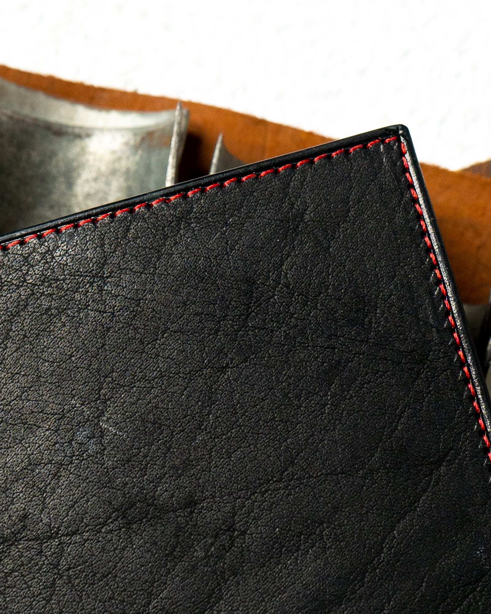 Caleb Wallet – Ceylon Black Buffalo & Woody Red Edition - Ceylon Leather Crafts
