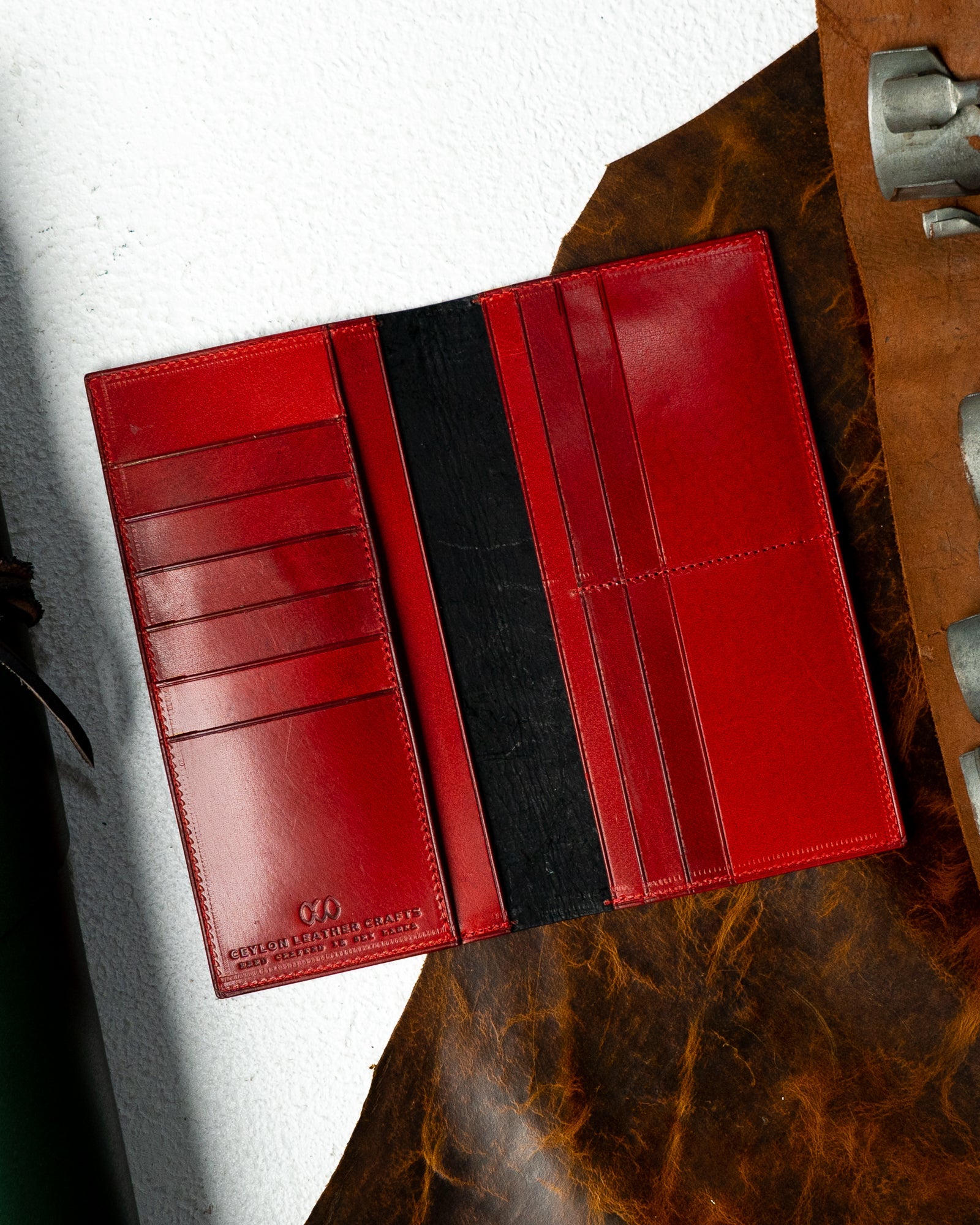 Caleb Wallet – Ceylon Black Buffalo & Woody Red Edition - Ceylon Leather Crafts