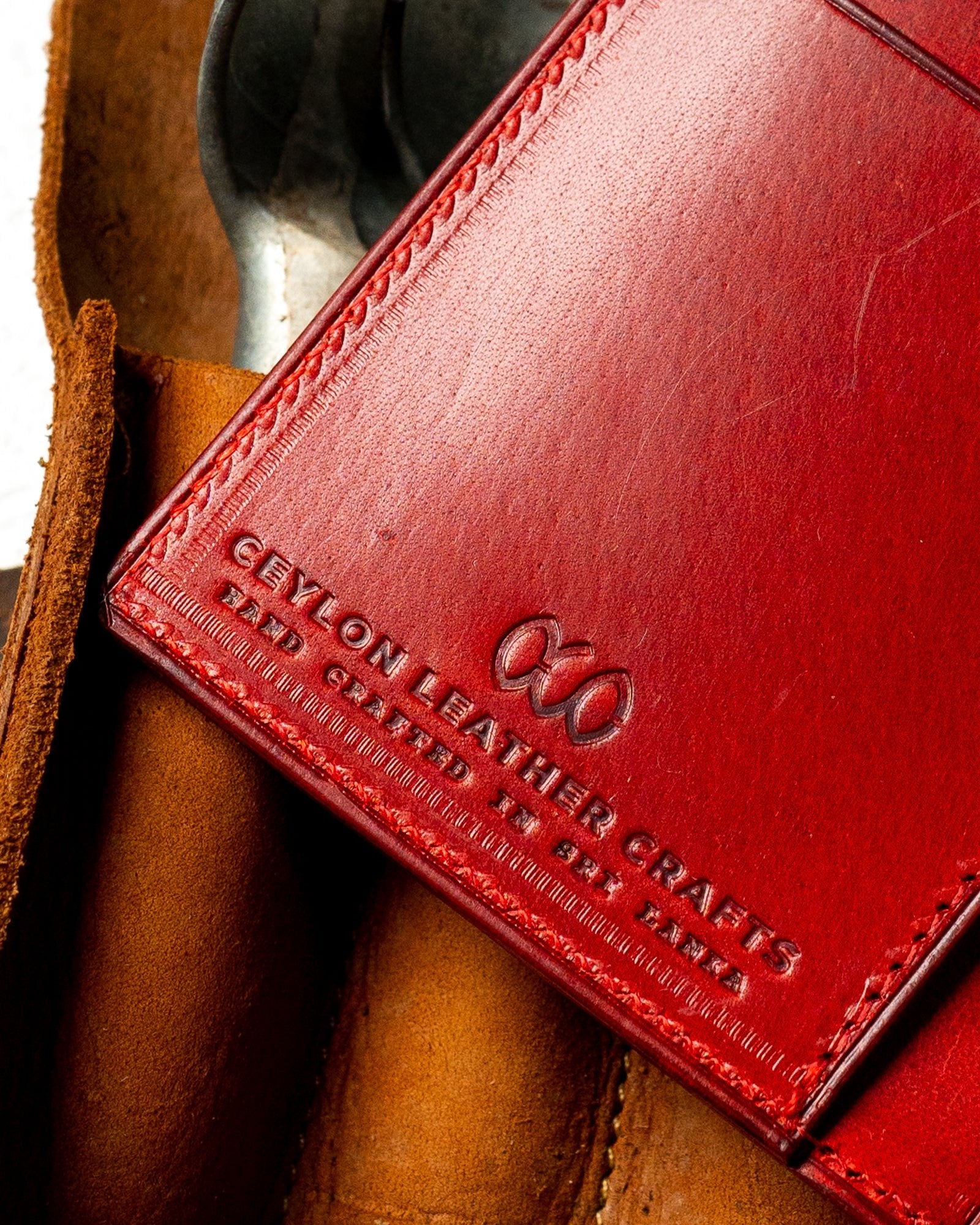 Caleb Wallet – Ceylon Black Buffalo & Woody Red Edition - Ceylon Leather Crafts