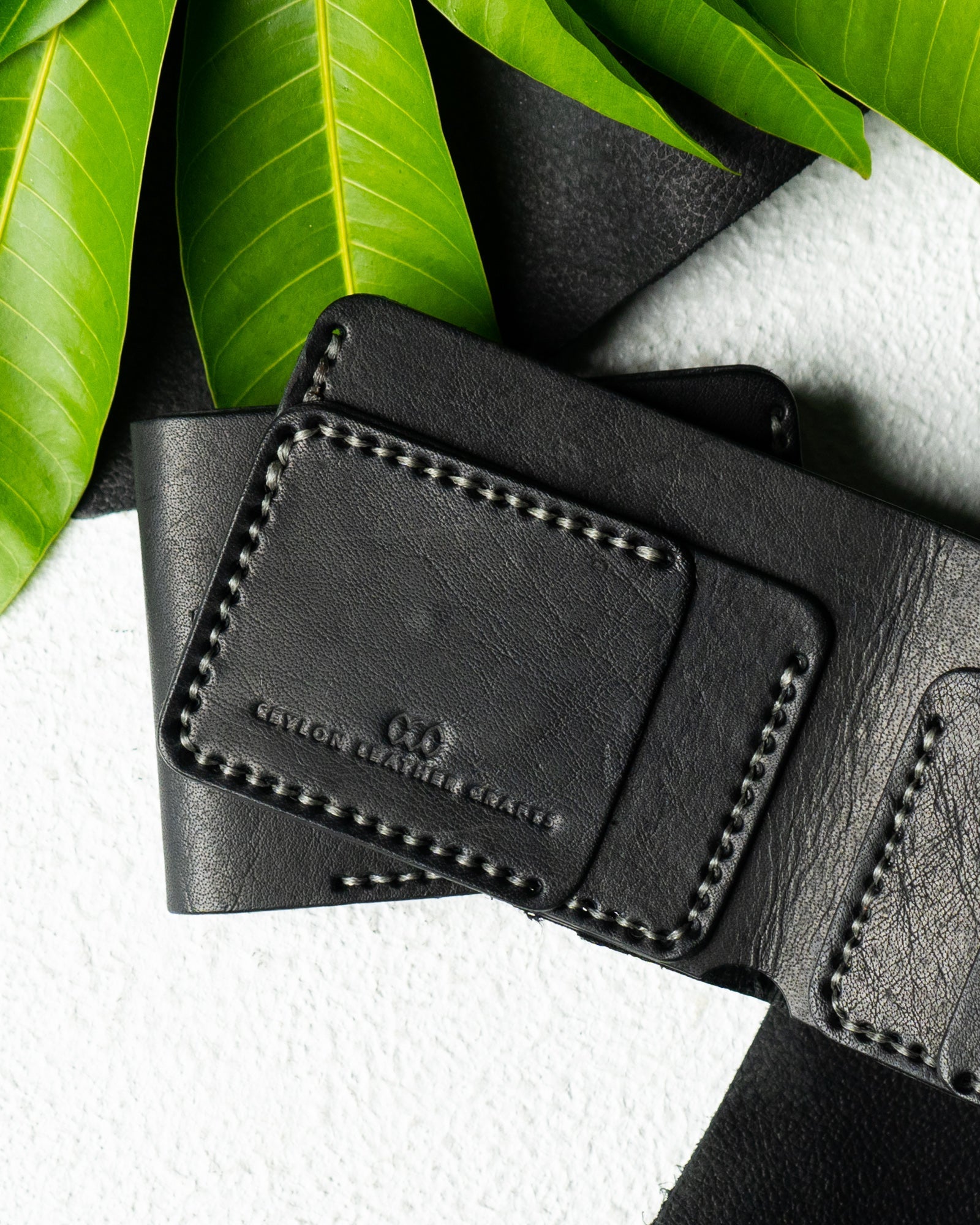 Hugo Wallet – Black Ceylon Buffalo Leather - Ceylon Leather Crafts