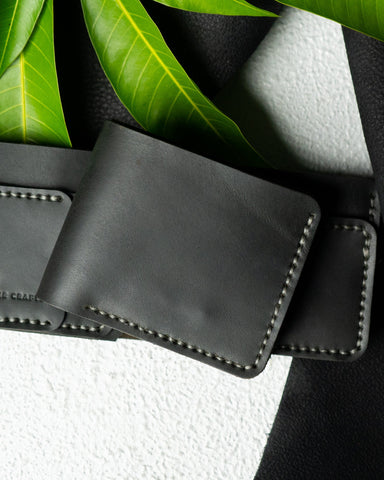 Hugo Wallet – Forest Green Wax - Oiled Leather - Ceylon Leather Crafts