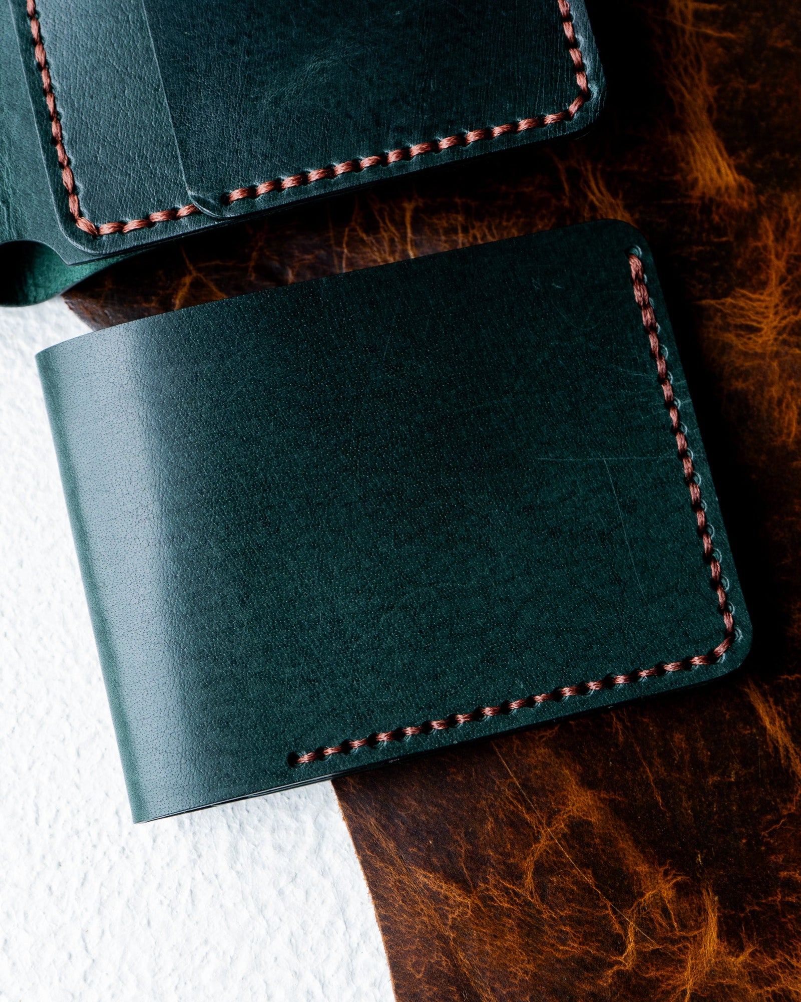 Hugo Wallet – Woody Green Leather - Ceylon Leather Crafts