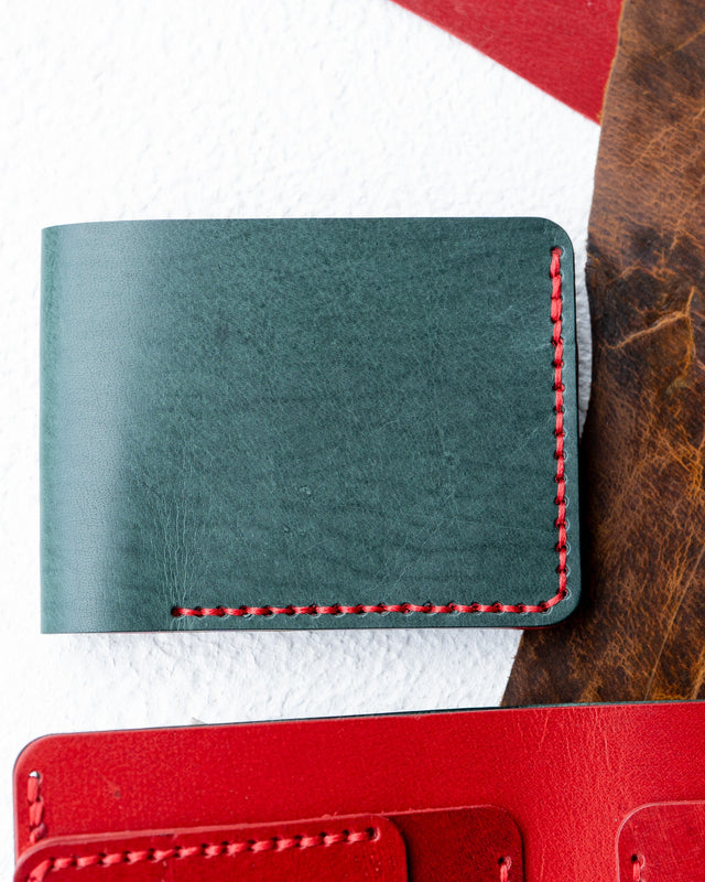 Hugo Wallet – Woody Green & Woody Red Buffalo Calf Leather - Ceylon Leather Crafts