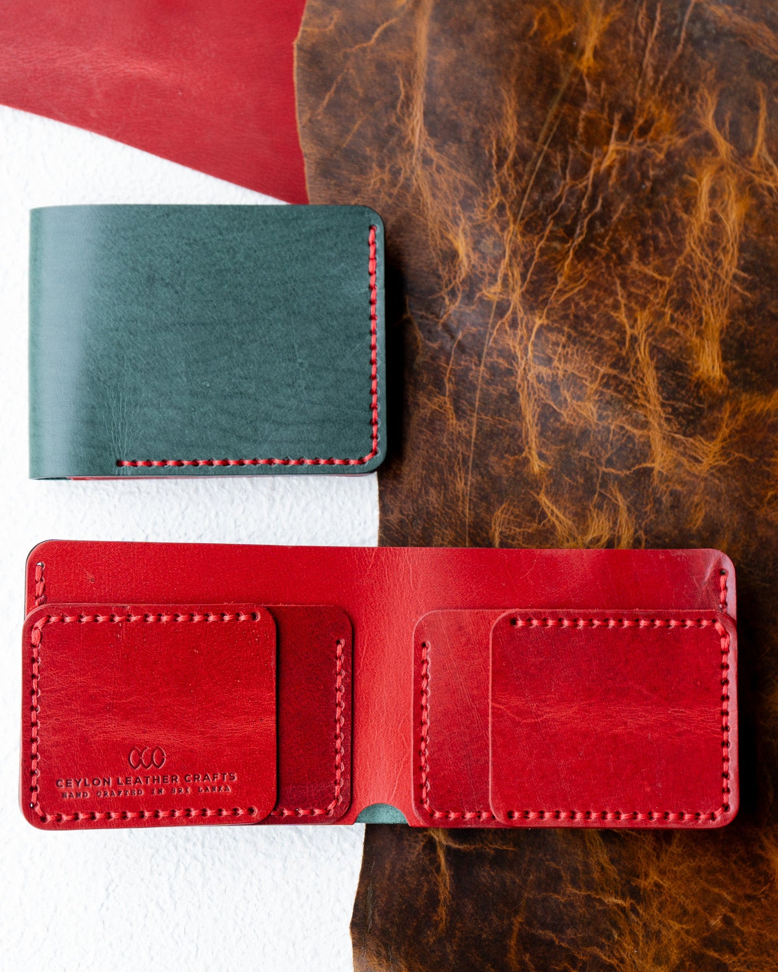 Hugo Wallet – Woody Green & Woody Red Buffalo Calf Leather - Ceylon Leather Crafts