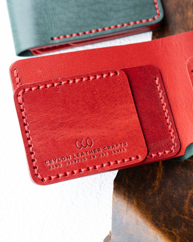 Hugo Wallet – Woody Green & Woody Red Buffalo Calf Leather - Ceylon Leather Crafts