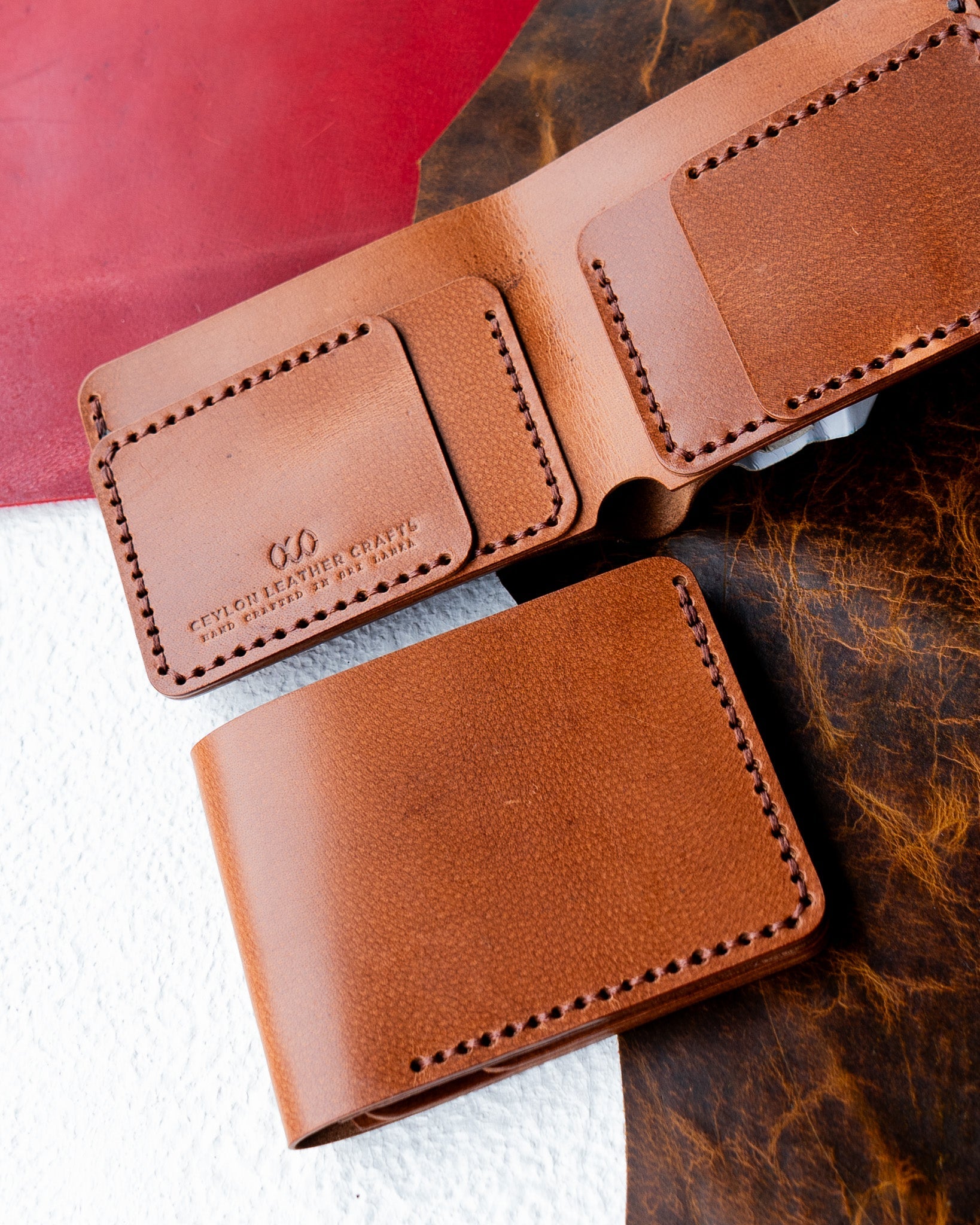 Hugo Wallet – Woody Tan Brown Leather Edition - Ceylon Leather Crafts