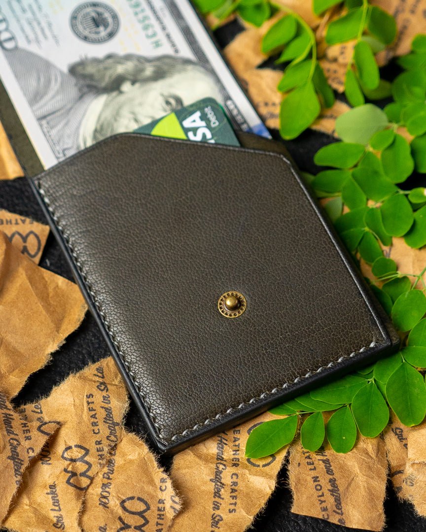 LAEL Wallet – Green Ceylon Goat Veg - Tanned Leather - Ceylon Leather Crafts