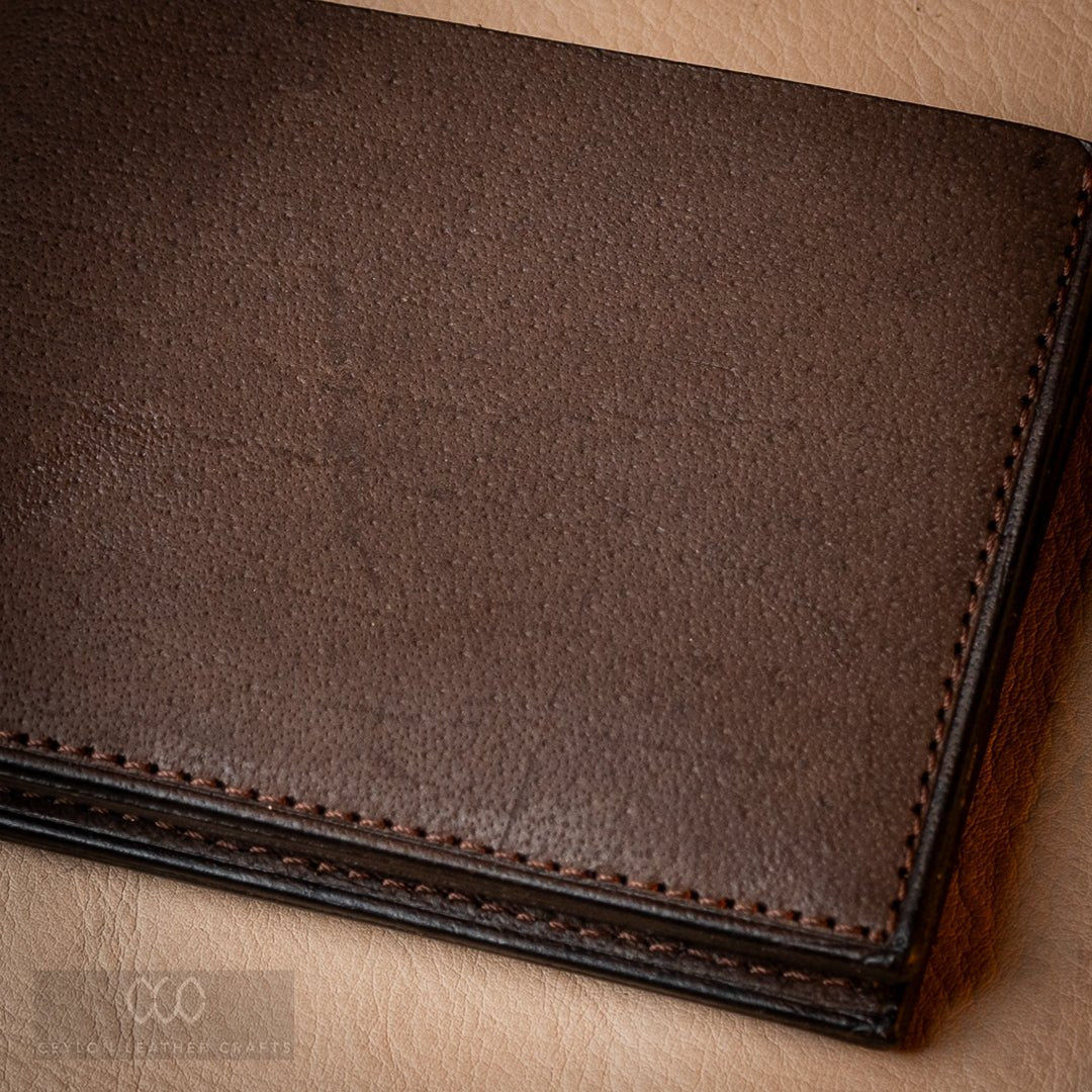 Leo - Buffalo Light brown - Ceylon Leather Crafts