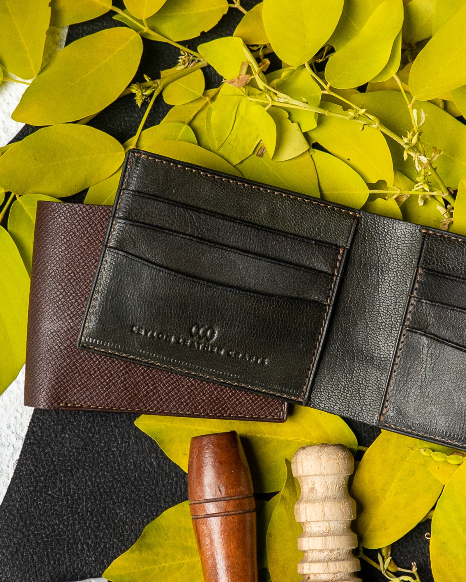 LEO Wallet – Dark Brown Saffiano & Green Goat Leather Edition - Ceylon Leather Crafts
