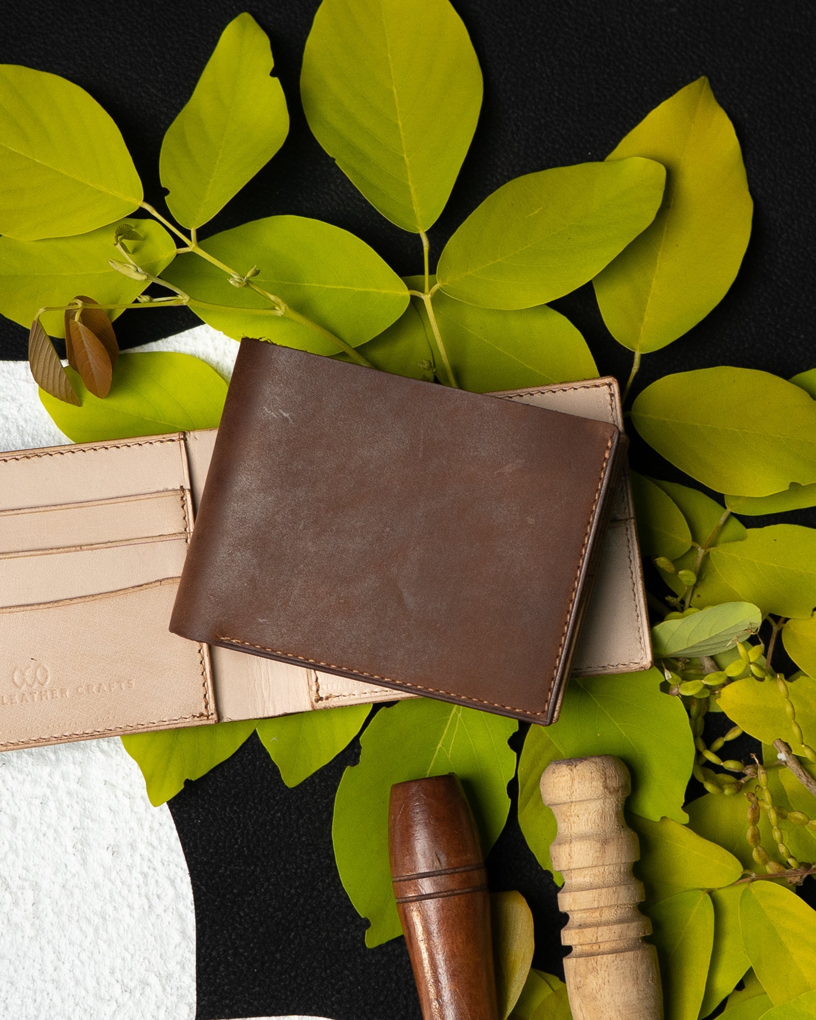 LEO Wallet – Oil Pull - Up & Crust Calf Leather Edition - Ceylon Leather Crafts