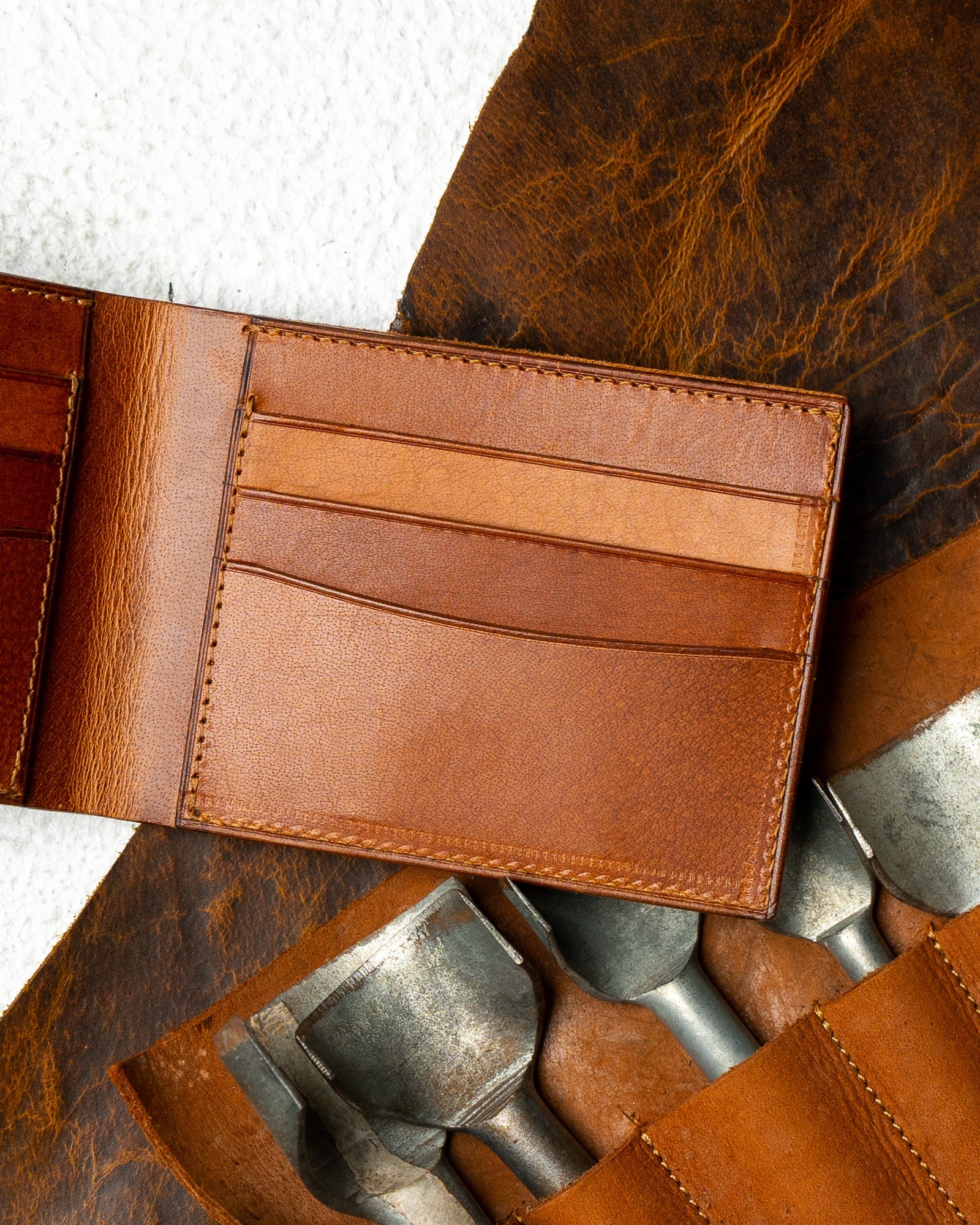 LEO Wallet – Woody Brown Leather Edition - Ceylon Leather Crafts