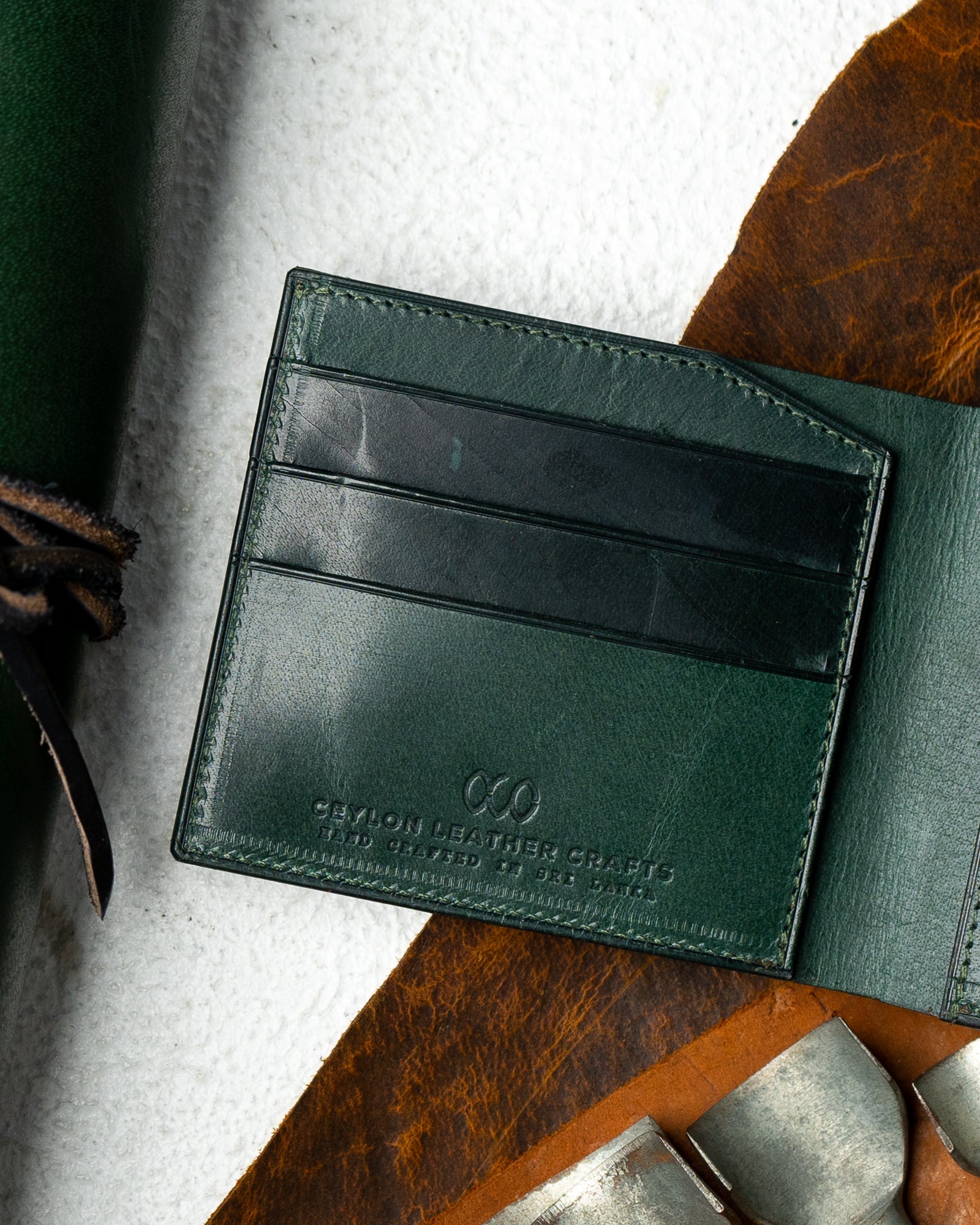 Levi Wallet – Ceylon Buffalo Black & Woody Green Edition - Ceylon Leather Crafts