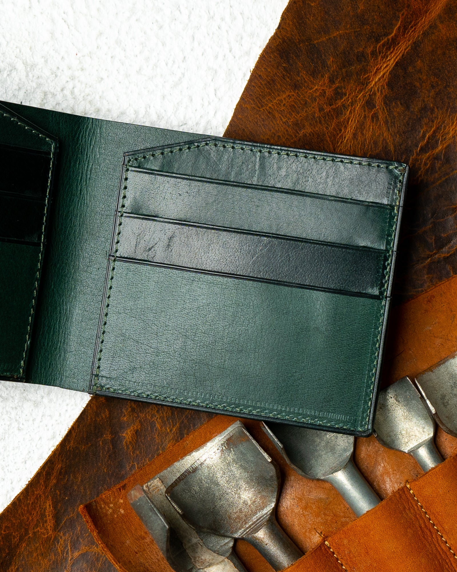 Levi Wallet – Ceylon Buffalo Black & Woody Green Edition - Ceylon Leather Crafts
