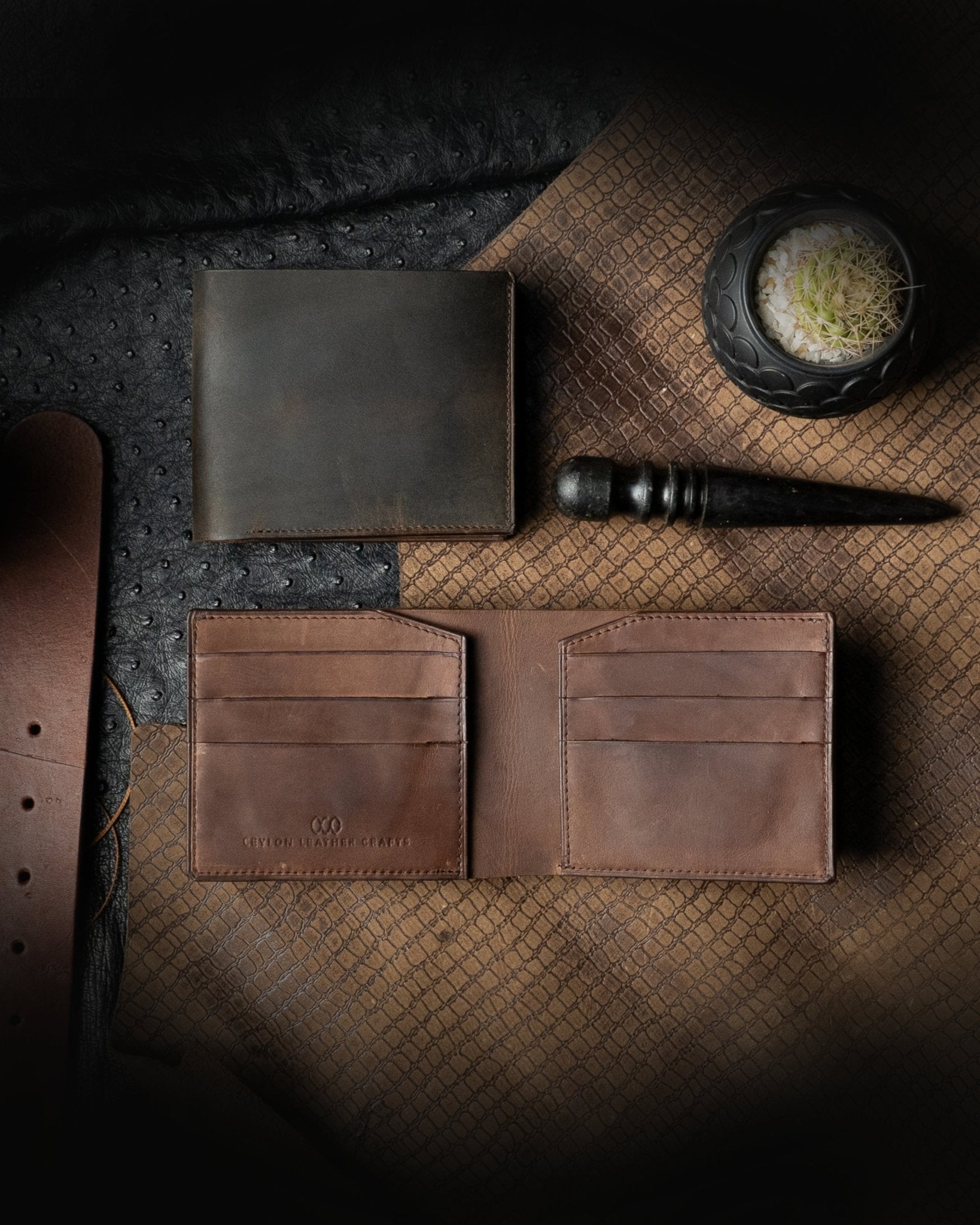 Levi Wallet – Crazy Horse Dark Edition - Ceylon Leather Crafts