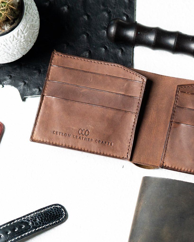 Levi Wallet – Crazy Horse Dark Edition - Ceylon Leather Crafts