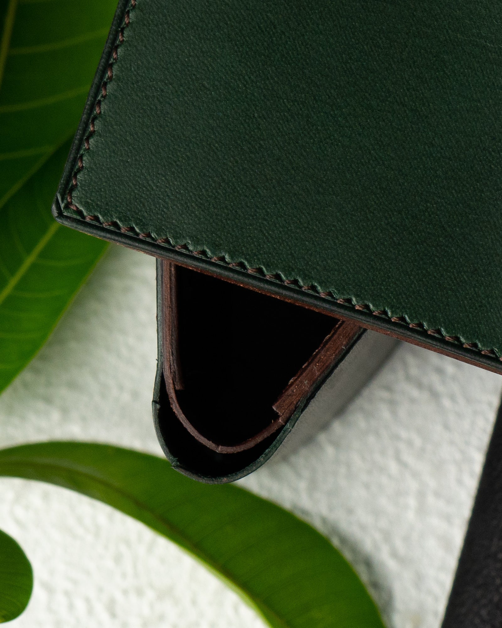 Levi Wallet – Indian Buffalo Full - Veg Leather (Green & Brown Edition) - Ceylon Leather Crafts
