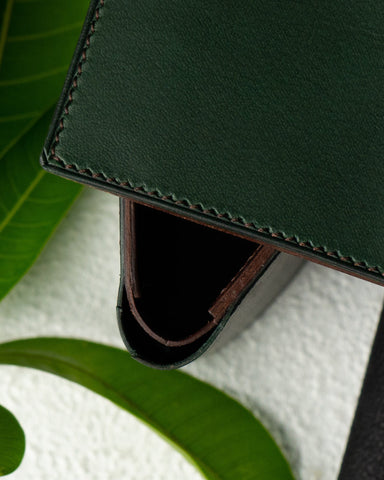 Levi Wallet – Indian Buffalo Full - Veg Leather (Green & Brown Edition) - Ceylon Leather Crafts