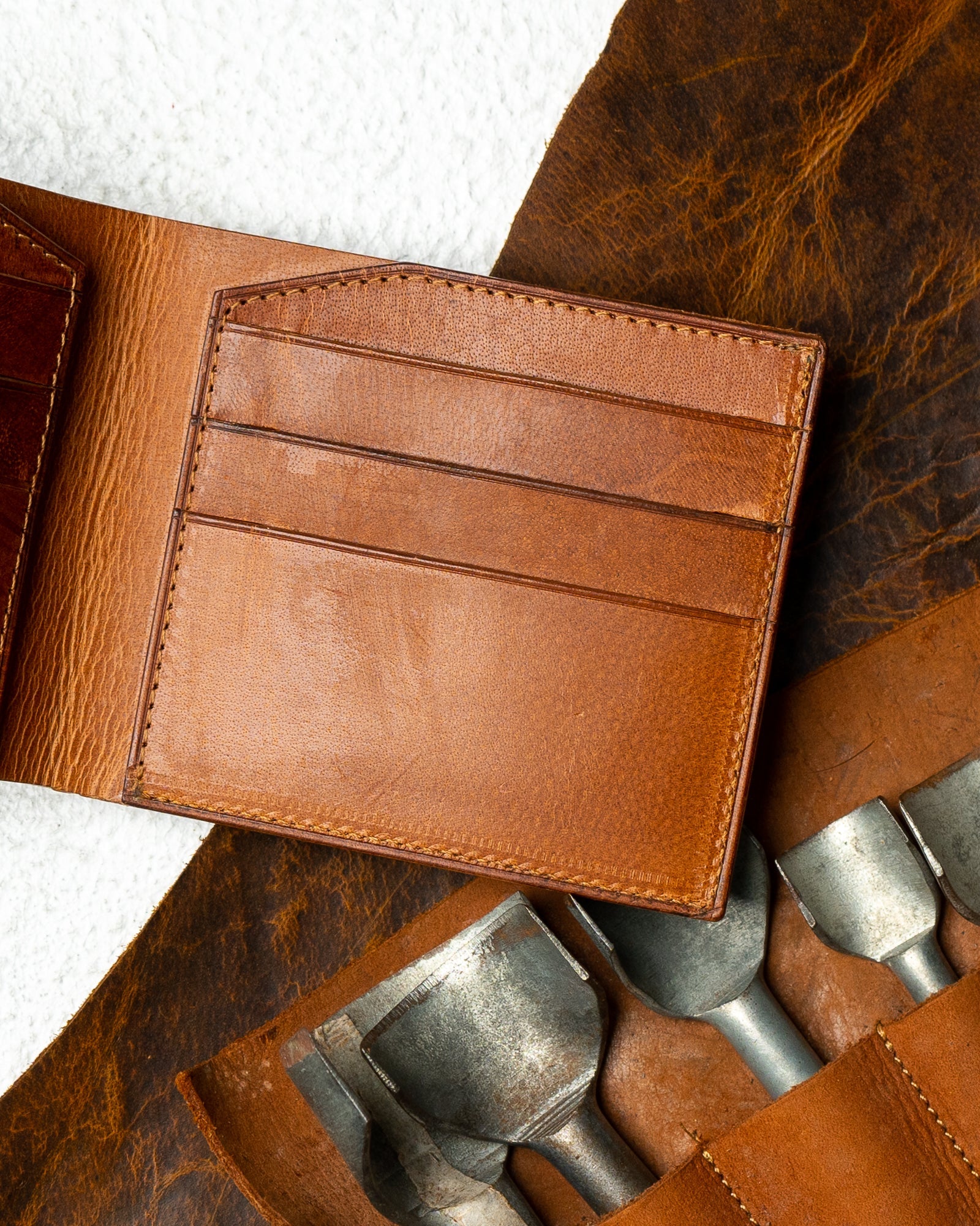 Levi Wallet – Woody Tan Leather Edition - Ceylon Leather Crafts