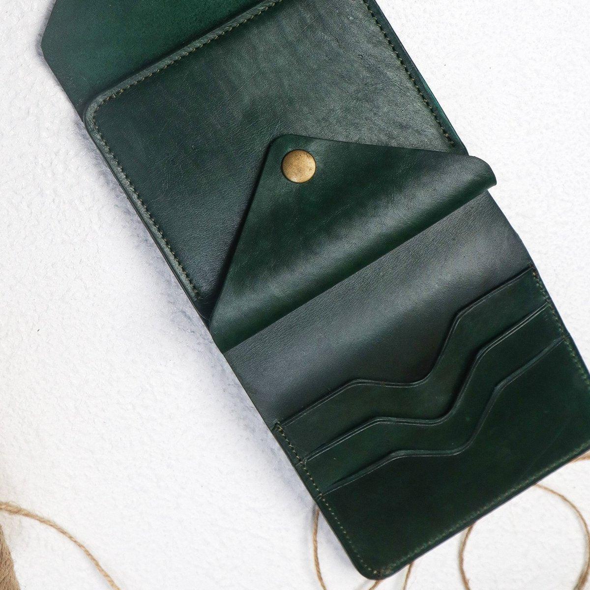 Iris - Wax Green - Ceylon Leather Crafts